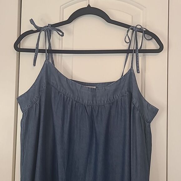 HEROES & DREAMERS​  Tencel Chambray Denim Tiered Midi Dress Size L - Picture 2 of 10